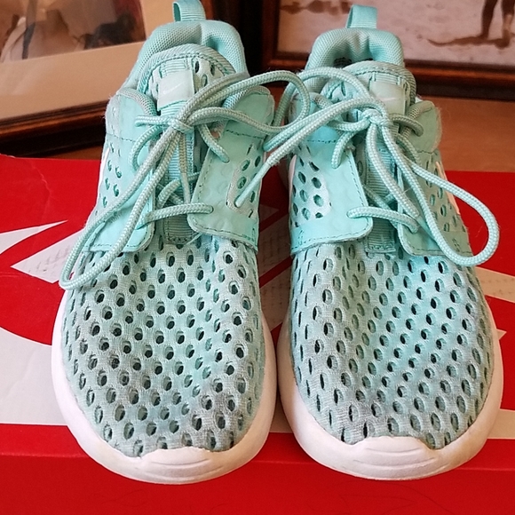 Nike Roshe Flight Weigh - Picture 2 of 4